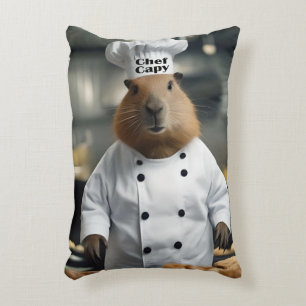 Cojín Decorativo Destreza en Repostería: El Capybara Culinario