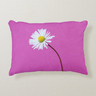 COJÍN DECORATIVO DÍA BLANCO SOBRE FONDO ROSA