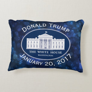 Cojín Decorativo Día de Inauguración de Donald Trump y Casa Blanca