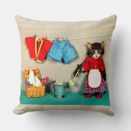 Cojín Decorativo día de lavandería para tabby kitten