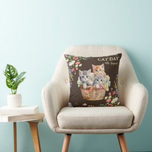 Cojín Decorativo Día Internacional del Gato Acuarela Flor Silvestre