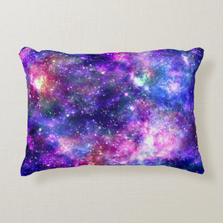 Cojín Decorativo Diseño cósmico de impresión nocturna de galaxia