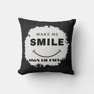 COJÍN DECORATIVO DISEÑO DE EMOJI SMILE EN B&W ON