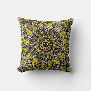 Cojín Decorativo Diseño de mandala dibujado a mano en verde amarill