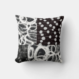 Cojín Decorativo Diseño de parches en blanco y negro
