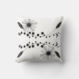 Cojín Decorativo Diseño floral blanco y negro