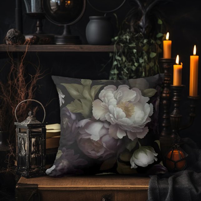 Cojín Decorativo Diseño floral de academia oscura (Subido por el creador)