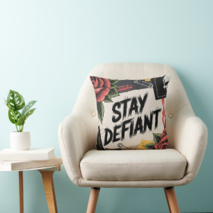 Cojín Decorativo Diseño Rebelde: Letrero Punk "Mantén la Rebeldía"