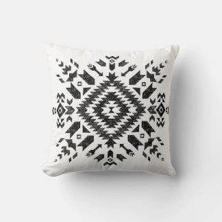 Cojín Decorativo Diseño tribal: blanco negro dibujado a mano