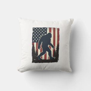 Cojín Decorativo Diseño vectorial de bosque de bandera americana Bi