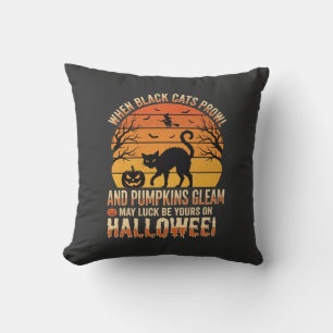 Cojín Decorativo Diseño Vectorial de Calabaza de Gato Negro de Hall
