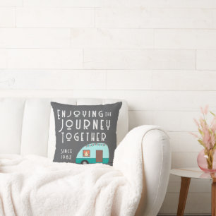 Cojín Decorativo Disfrutando del viaje juntos el gris del Camper Re