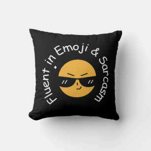 Cojín Decorativo Divertido "Fluent in Emoji and Sarcasm"