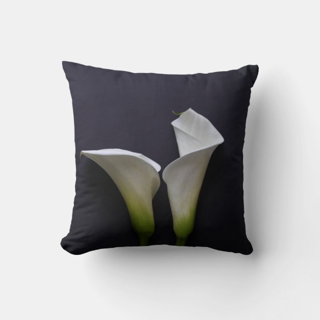 Cojín Decorativo Dos calas sobre negro (Anverso)