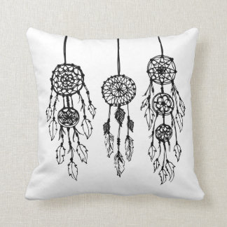 Cojín Decorativo Dreamcatchers bohemias ilustradas en blanco y negr