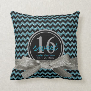 Cojín Decorativo Dulce negro 16 de Chevron de la aguamarina del