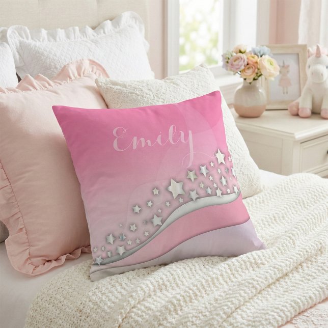 Cojín Decorativo Dulce Nombre de Niña Rosado y Estrellas Plateadas  (Subido por el creador)