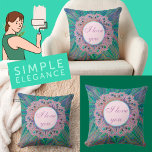 Cojín Decorativo Dulces regalos y favorece el diseño floral<br><div class="desc">Dulce diseño floral con plantilla personalizada para texto.</div>