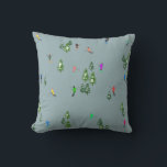 Cojín Decorativo Duo Color Alpine Skits Pine Trees Blue White<br><div class="desc">¡Apertura de esquí! Diseño de patrones de esquí con temática invernal de Guay, con esquiadores esquiando por las pistas de la estación alpina de esquí entre los abetos cubiertos de nieve en los alpes. Los esquiadores Freeride llevan coloridos trajes de esquí retro vintage, esquiando cuesta abajo con esquís sobre un...</div>
