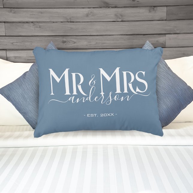 Cojín Decorativo Dusty Blue Mr. y la Sra. Newlywoed Couple Boda (Dusty Blue Mr & Mrs Newlywed Couple Wedding Accent Pillow)