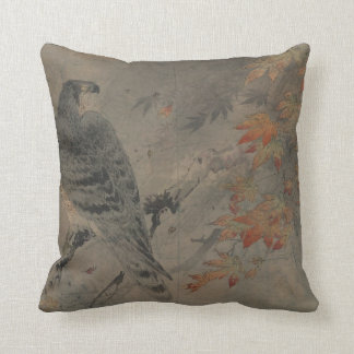 Cojín Decorativo Eagle en una rama del arce