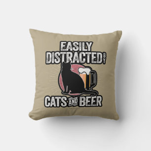 Cojín Decorativo Easily Distracted by Cats and Beer Throw Pillow