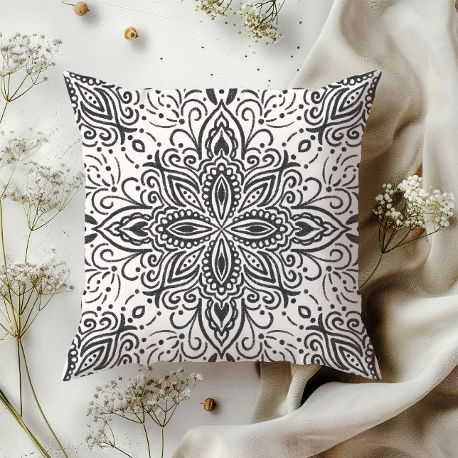 Cojín Decorativo Eclipse de Boho Barrett Mandala negro (Subido por el creador)