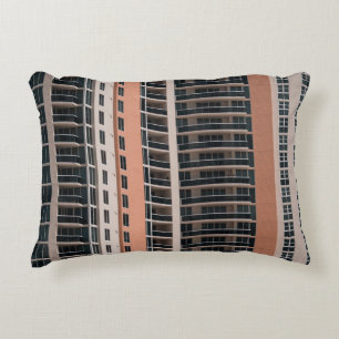 Cojín Decorativo Edificio de altura marrón y negro