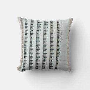 COJÍN DECORATIVO EDIFICIO DE CONCRETO BLANCO Y AZUL
