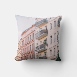 COJÍN DECORATIVO EDIFICIOS BLANCOS Y RODORES