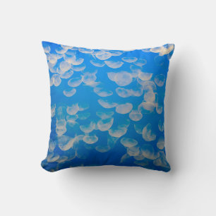 Cojín Decorativo EE.UU., California. Jellyfish En La Bahía De Monte