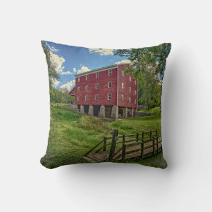 Cojín Decorativo EE. UU., Indiana, Cutler. Adams Mill