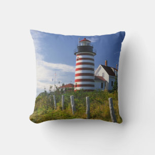 Cojín Decorativo EE. UU., Maine, Lubec. Faro de West Quoddy Head