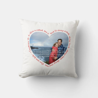 Cojín Decorativo El amor es paciente foto corazón blanco y rojo
