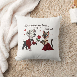 Cojín Decorativo El amor no conoce raza Dálmata y gato siamés