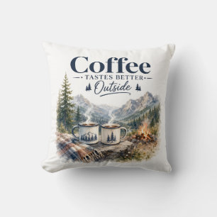 Cojín Decorativo El café sabe mejor fuera del campamento de montaña
