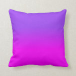 Cojín Decorativo El color de neón de la sombra de Ombre de la<br><div class="desc">El color de neón de la sombra de Ombre de la púrpura y de las rosas fuertes se descolora - caliente, rosado, de neón, púrpura, rosado y púrpura, ombre, sombra, color, se descolora, tiende, brillante, fluorescente, highlighter, púrpura de neón brillante, rosa brillante, rosa fuerte, rosas fuertes brillantes, púrpura de neón,...</div>