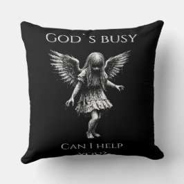 Cojín Decorativo El Dios Está Ocupado – Chica Demonio