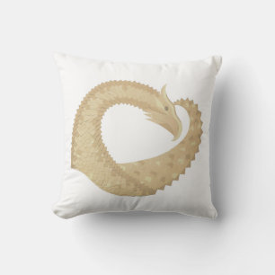Cojín Decorativo El dragón del corazón de arenisca sobre blanco