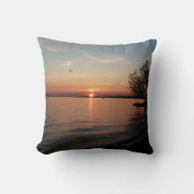 El lago Ontario en la puesta del sol