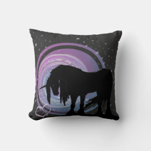 Cojín Decorativo El místico unicornio negro (luna giratoria púrpura