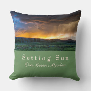 Cojín Decorativo El sol sobre la pradera verde
