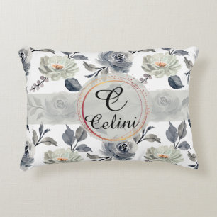 Cojín Decorativo Elegancia Floral: Un Impresionante Patrón de Acuar
