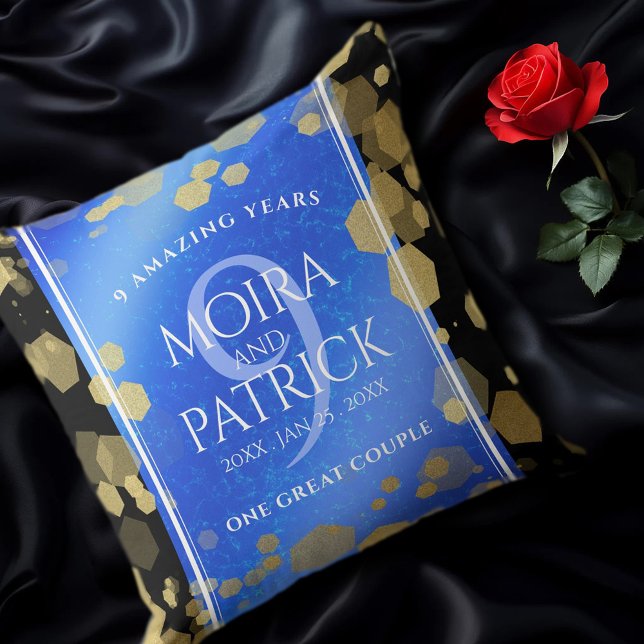 Cojín Decorativo Elegante 9° Aniversario del Boda Lapis Lazuli (EO 9th Lapis Lazuli Wedding Anniversary Throw Pillow on Black Silk Cover Photo)