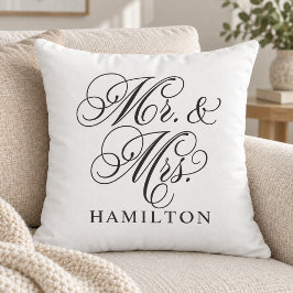 Cojín Decorativo Elegante Boda de Letra Mr y Mrs en Blanco