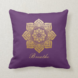 Cojín Decorativo Elegante Breathe Purple and Gold Mandala