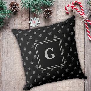 Cojín Decorativo Elegante Chalk White Snowflakes Monograma Negro