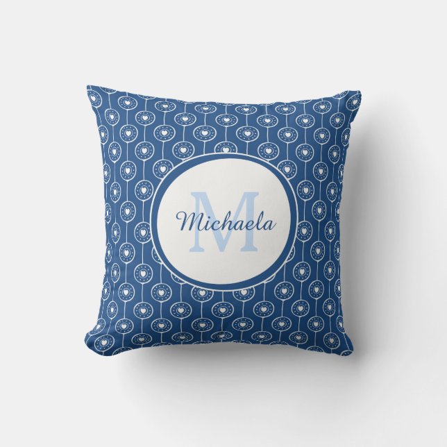 Cojín Decorativo Elegante Classic Blue Monogramed Name Heart Dots (Anverso)