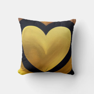 Cojín decorativo elegante del corazón del oro
