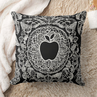 Cojín Decorativo Elegante encaje de mandala de manzana en blanco y